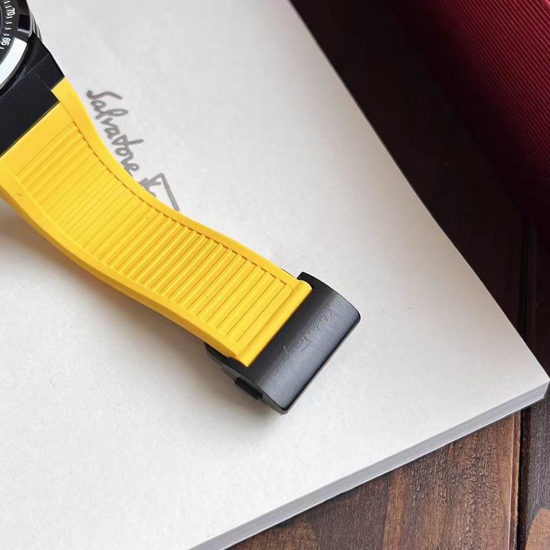 Ferragamo 43mm 44 (27)