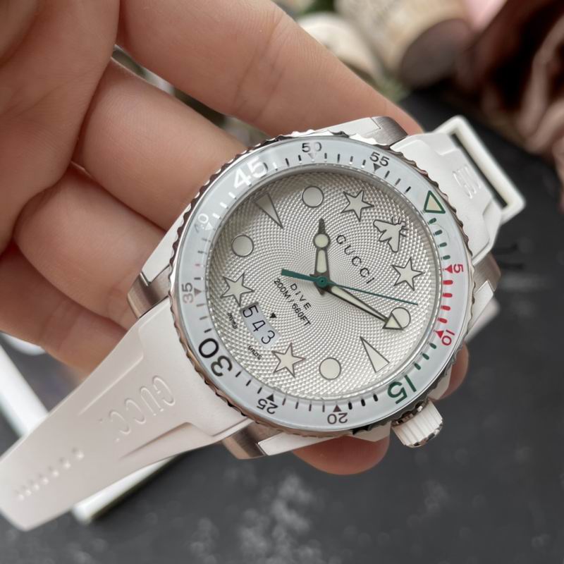 Gucci 40mm 52 (5)