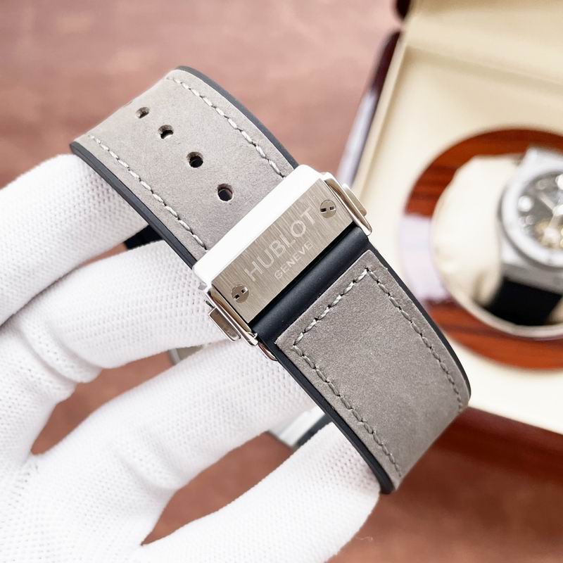 Hublot 43X13mm 15 (1)