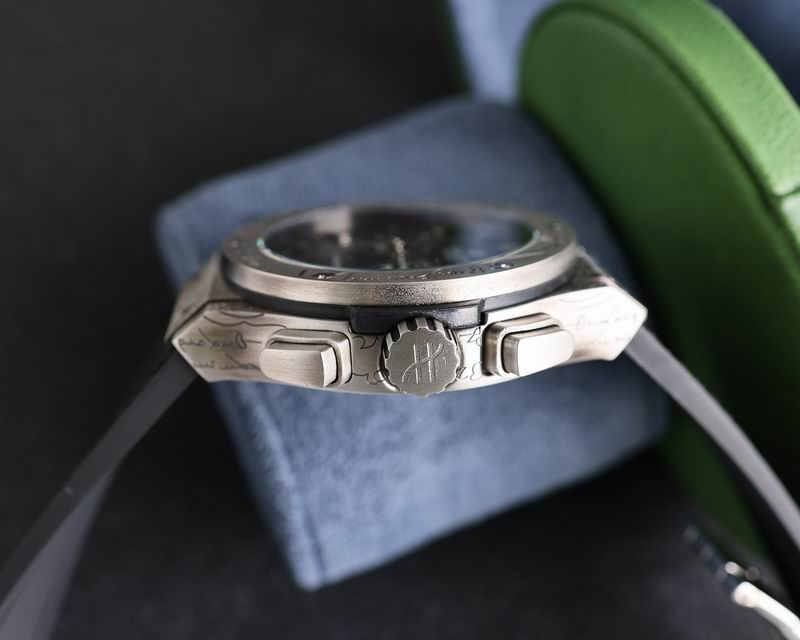 Hublot 45X11.5mm 23 (8)