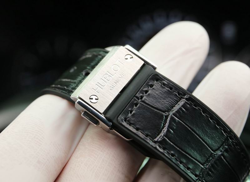 Hublot 45X15mm 26 (1)