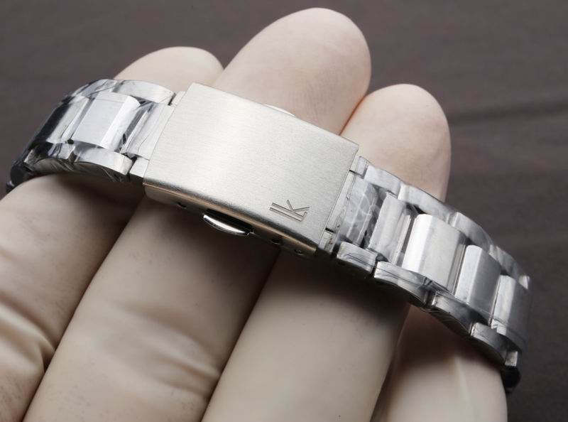 Seiko 33.95X10.32mm  45 (11)