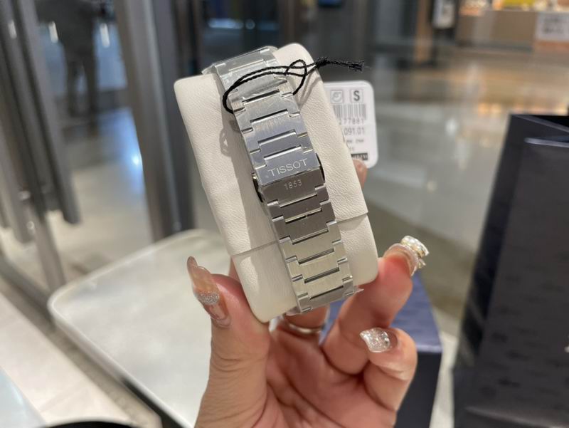 Tissot man 40mm woman 35mm 24 (23)