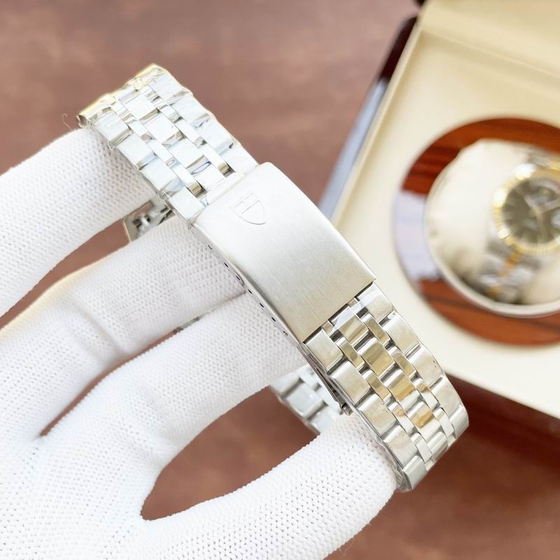 Tudor 36X12mm 02 (9)