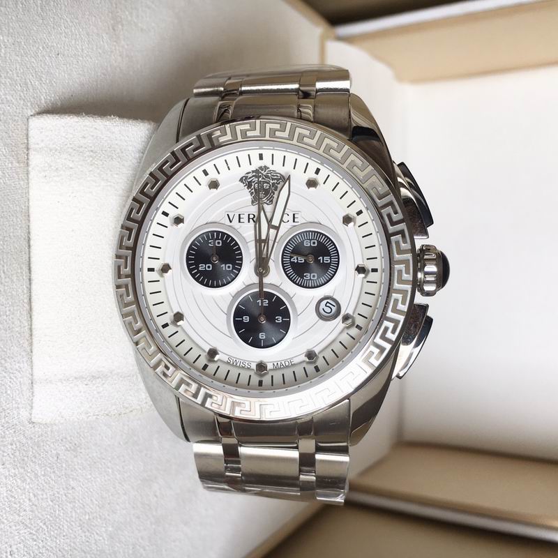 Versace 42mm 60 (1)