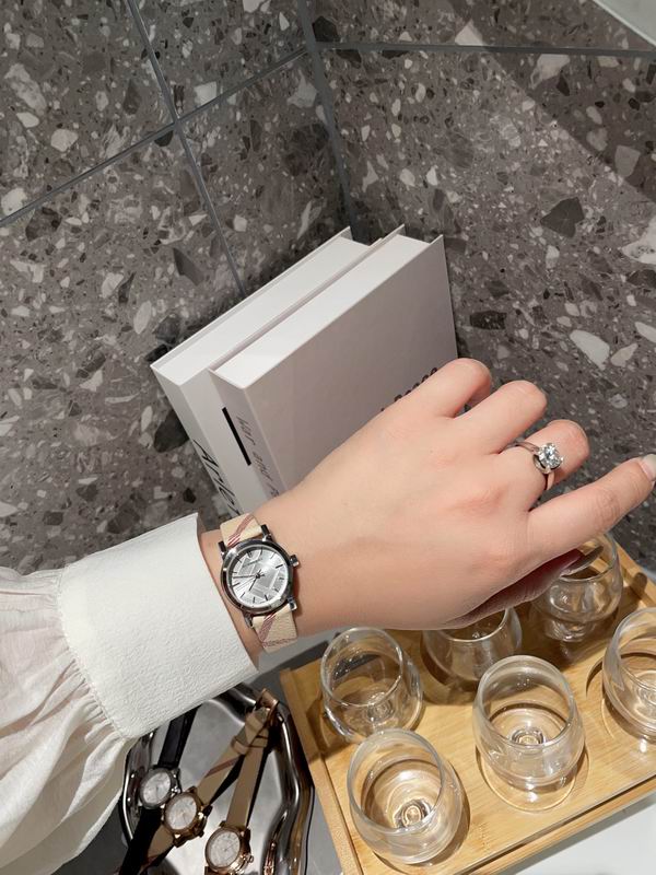 Burberry 26mm 04 (3)