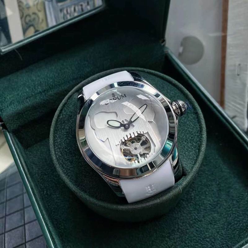 Corum 46mm 30 (1)