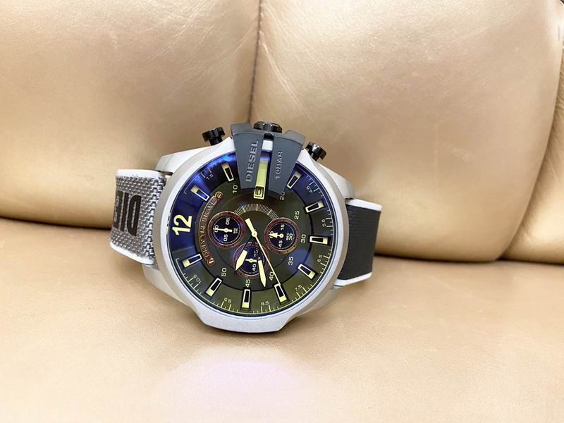 Diesel DZ4523 50X12mm 82 (3)