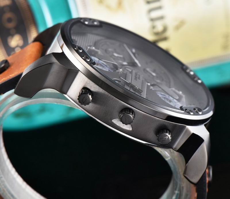 Diesel DZ7413 57X13mm 139 (8)