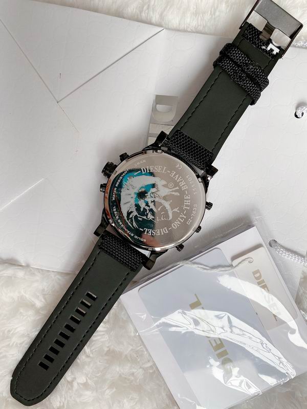 Diesel DZ7433 57X13mm 76 (1)