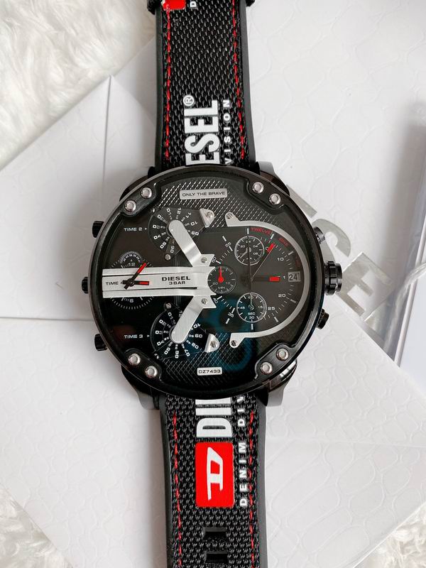 Diesel DZ7433 57X13mm 76 (2)