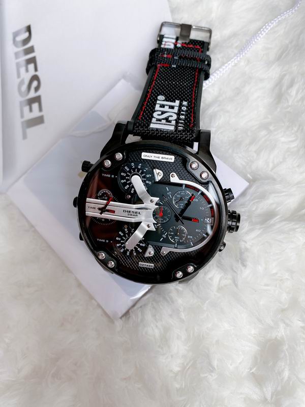 Diesel DZ7433 57X13mm 76 (5)