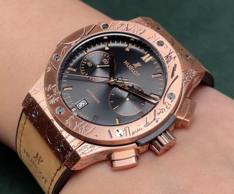 Hublot 45X11.5mm 28 (1)