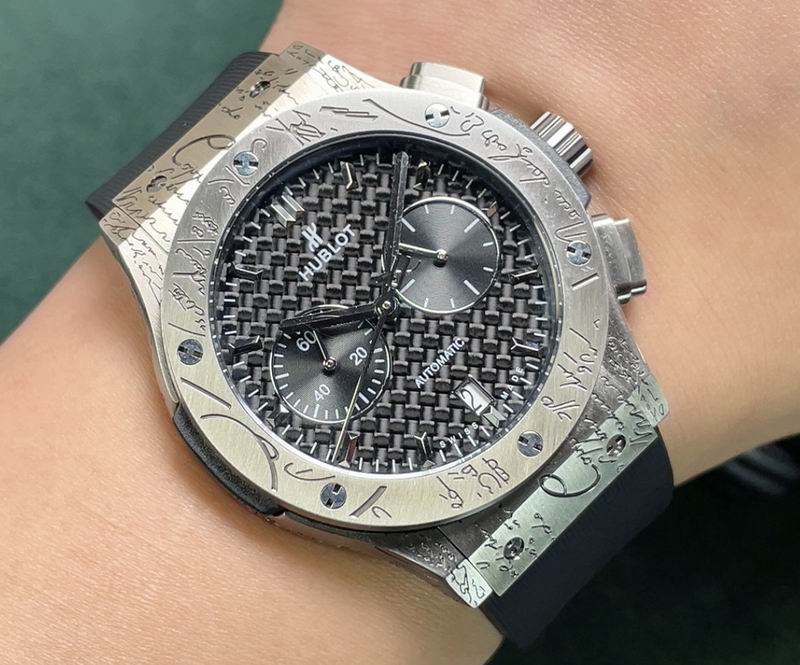 Hublot 45X11.5mm 29 (1)