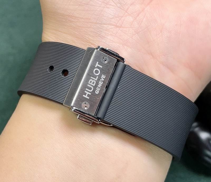 Hublot 45X11.5mm 29 (9)