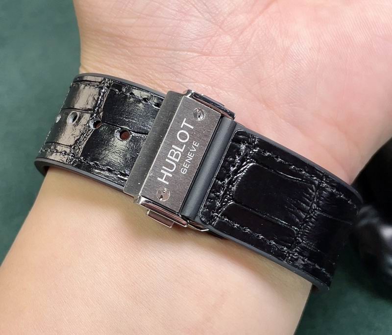 Hublot 45X11.5mm 31 (9)