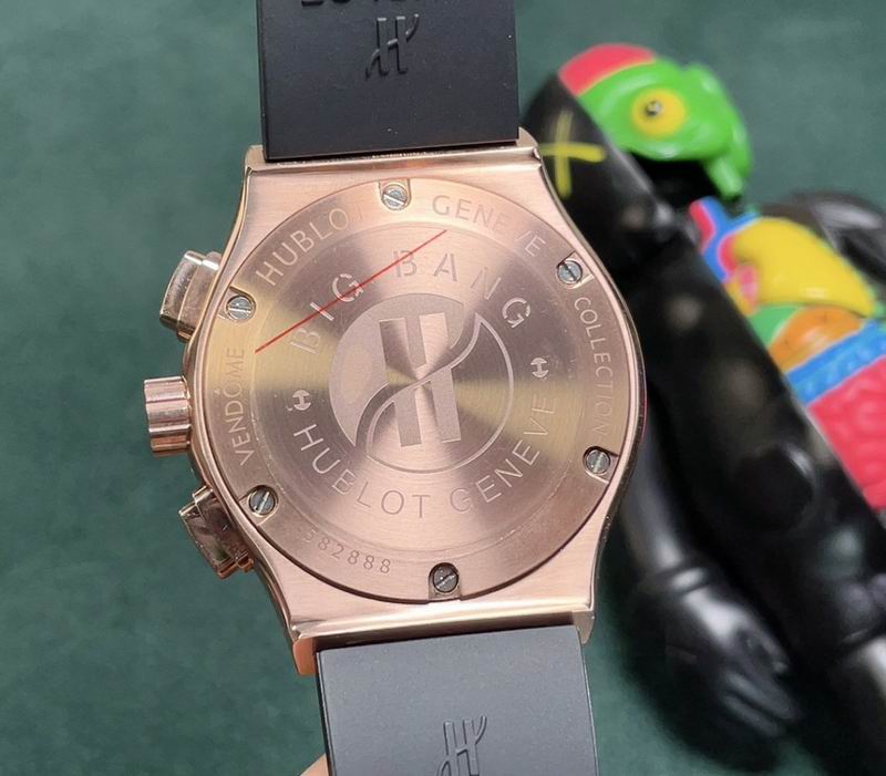 Hublot 45X11.5mm 33 (2)