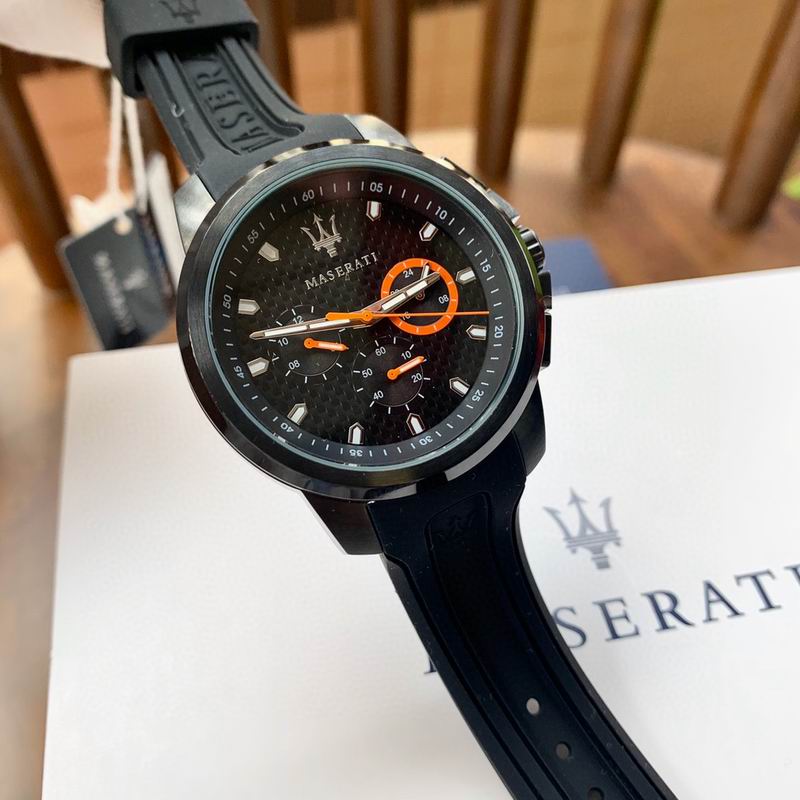 Maserati 43mm 46 (2)