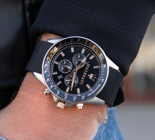 Maserati 43mm 61 (1)