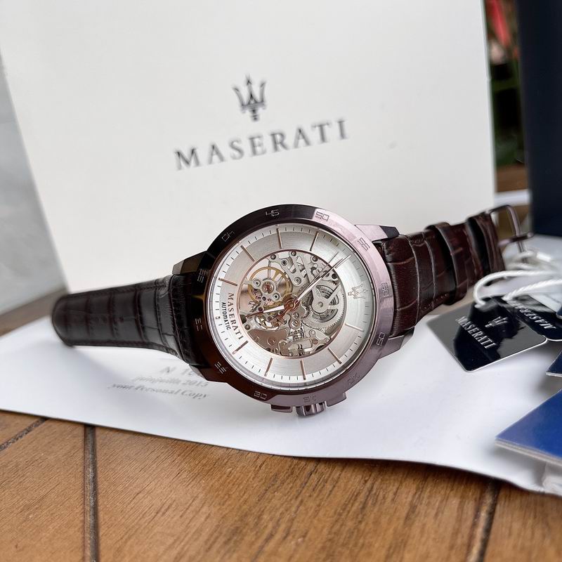 Maserati 44mm 53 (8)