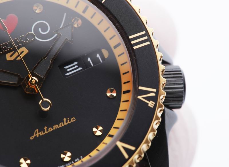 Seiko 42.5X13.4mm 22 (7)