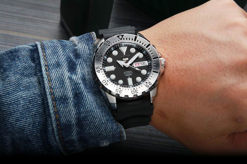 Seiko 43.3X13mm 18 (17)