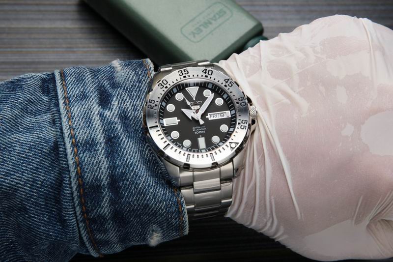 Seiko 43.3X13mm 18 (6)