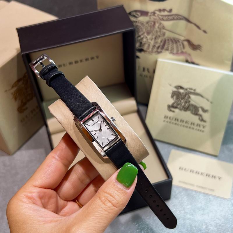 Burberry 19X30mm 19 (7)