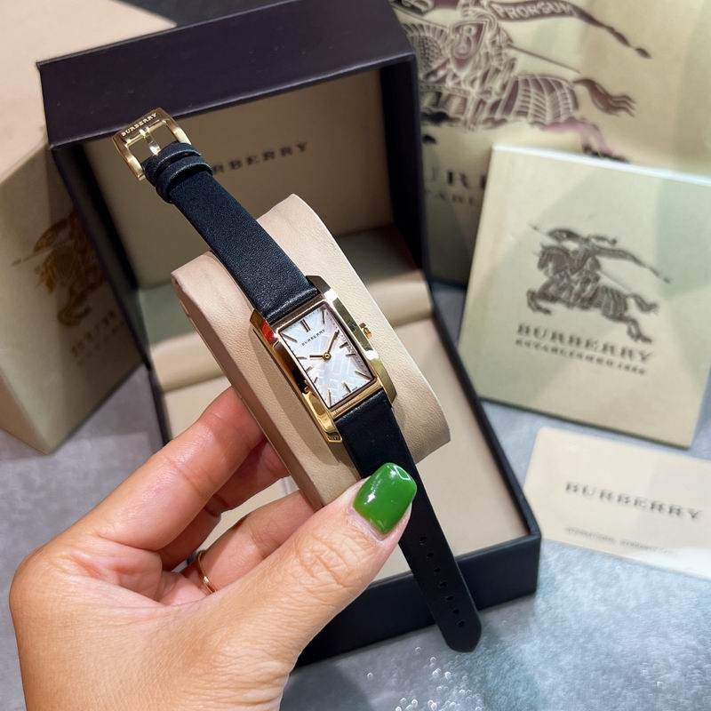 Burberry 19X30mm 20 (22)