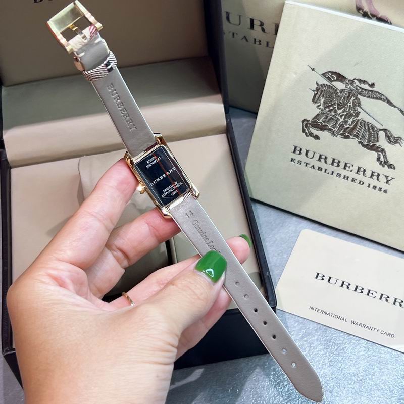 Burberry 19X30mm 20 (3)