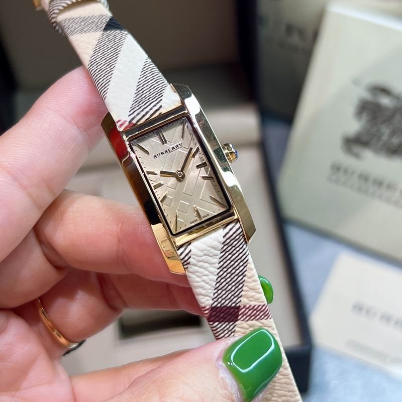 Burberry 19X30mm 20 (8)