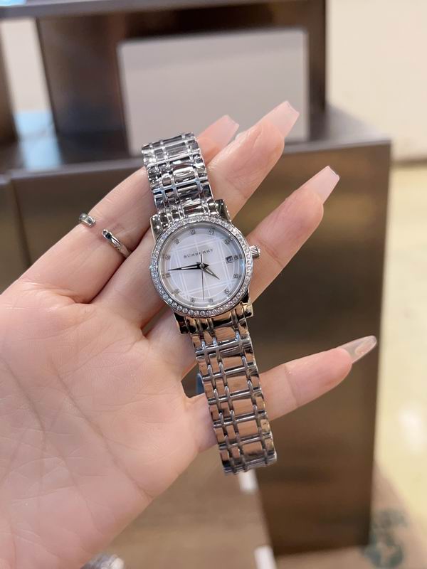 Burberry 29mm 10 (8)