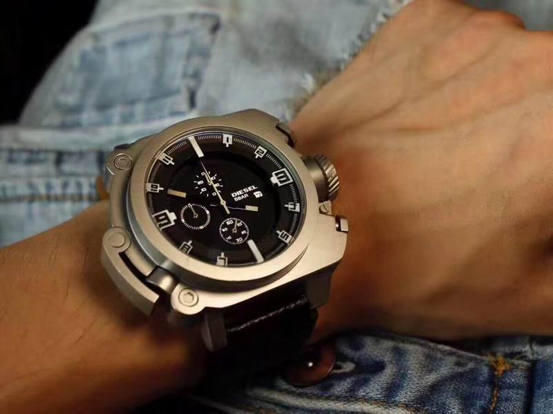 Diesel 47X57mm 32 (4)