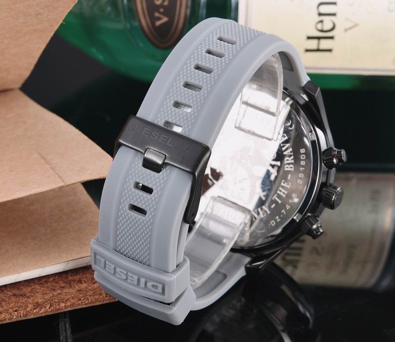 Diesel 56X13mm 08 (3)