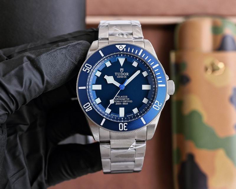 Tudor 42mm 36 (4)