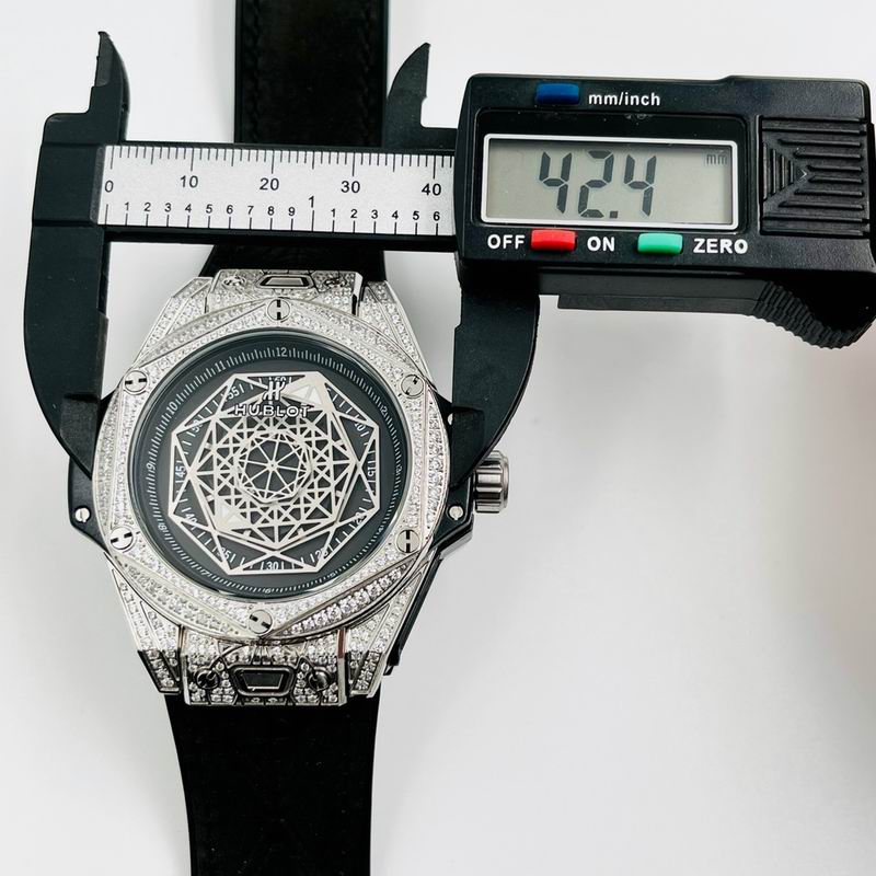 Hublot 42.4X15.3mm 25 (2)