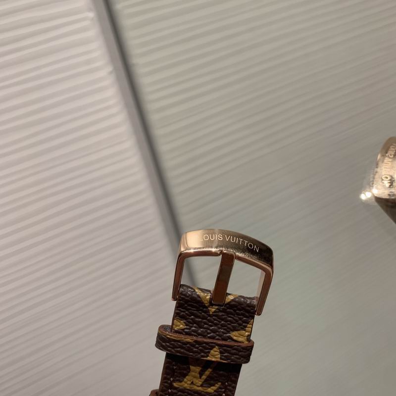 LV 41mm 36 (8)