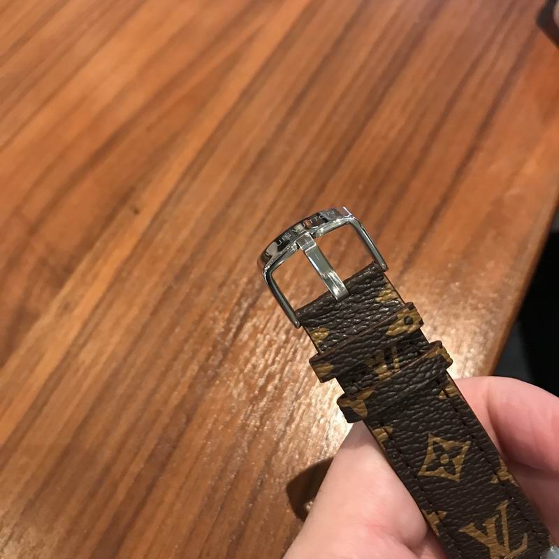 LV 42mm 33 (5)