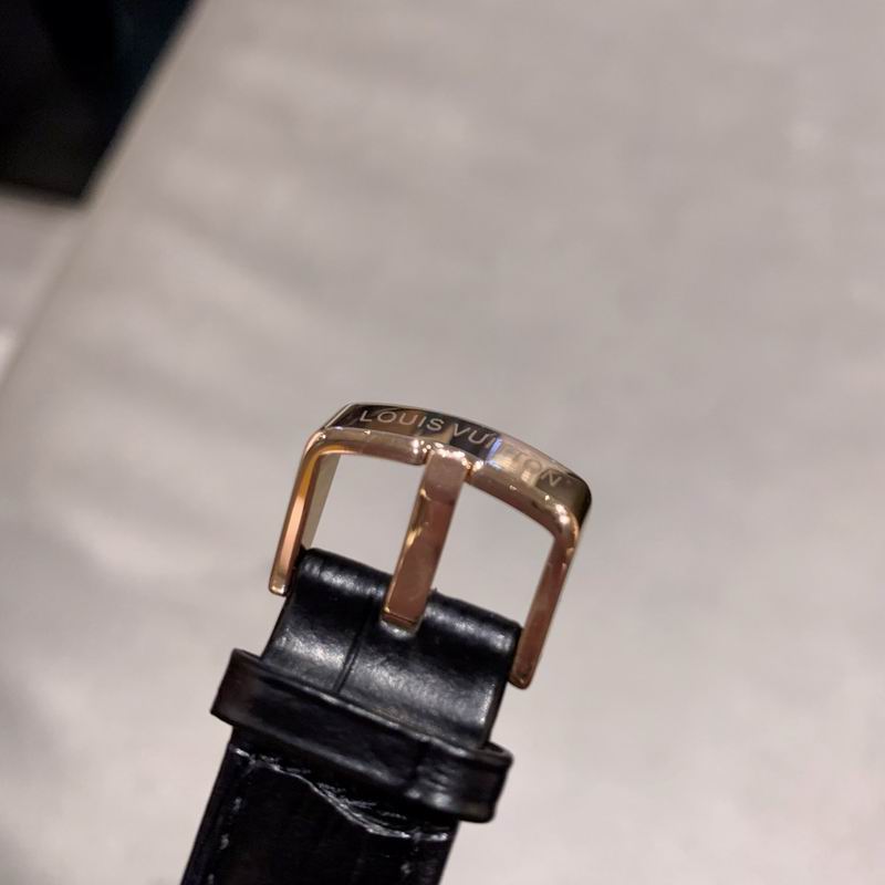 LV 42mm 62 (3)