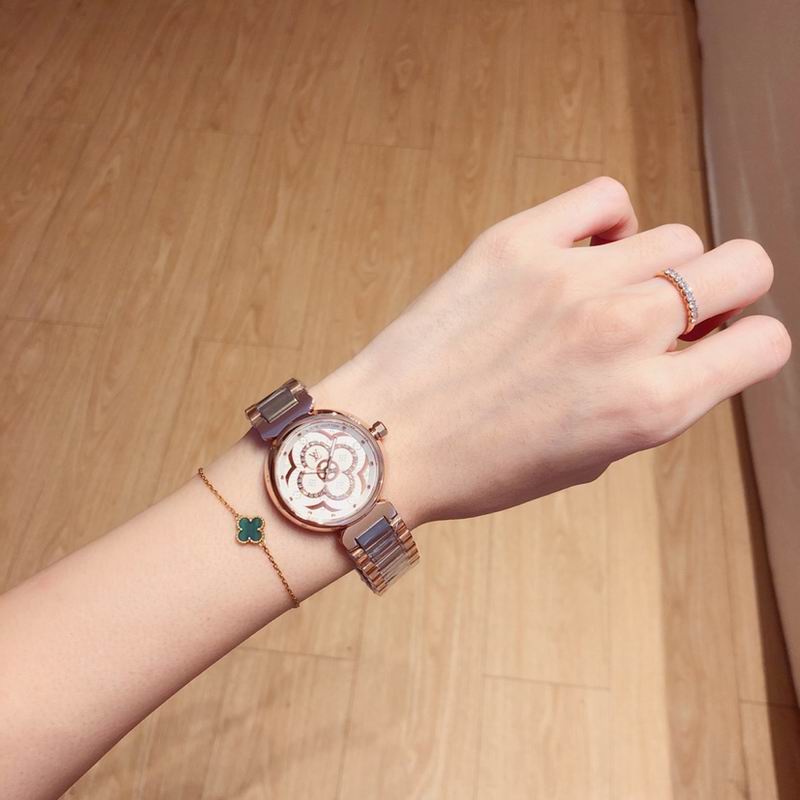 LV watch 38 (1)