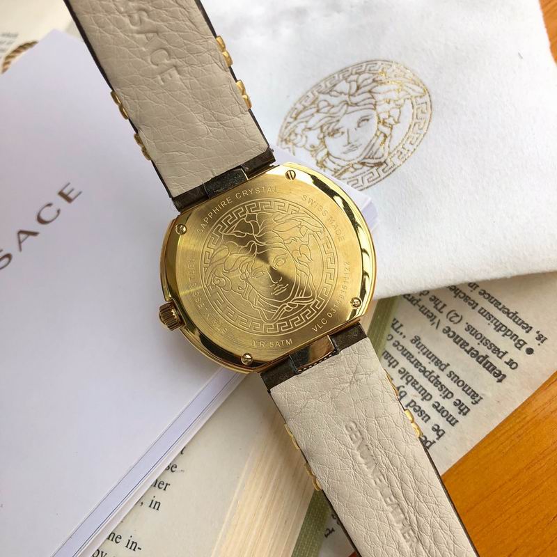 Versace 40mm 121 (6)