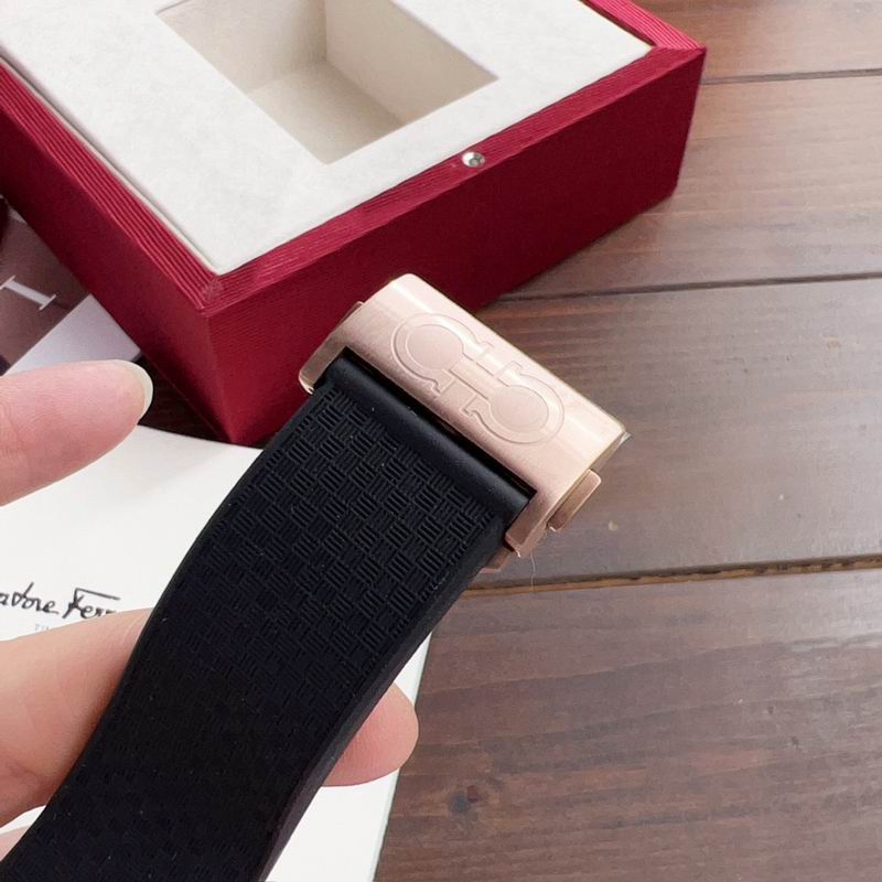 Ferragamo 41mm 12 (8)