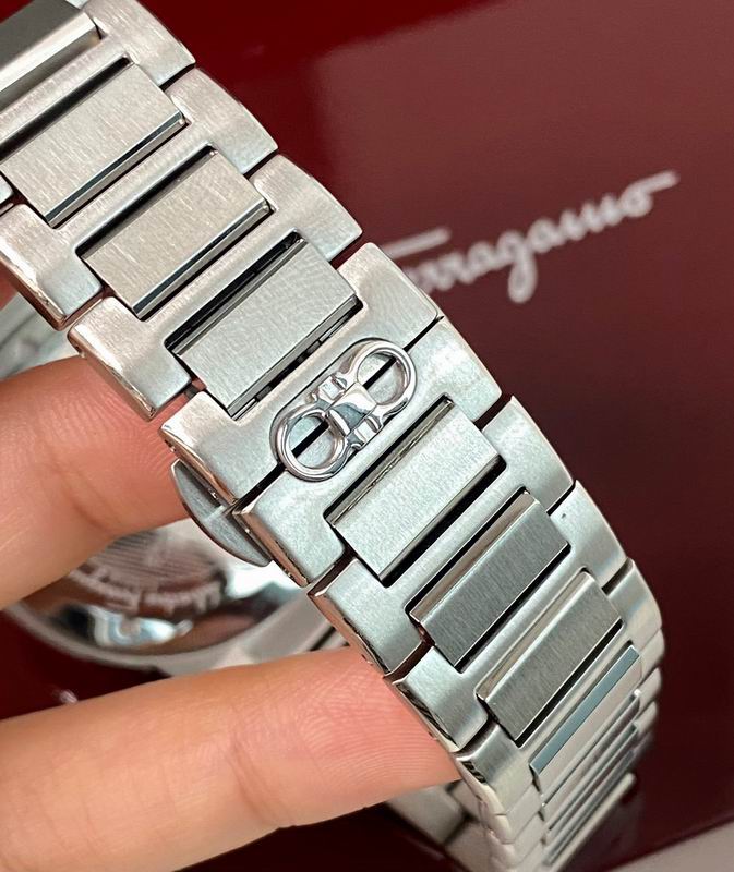 Ferragamo 41mm 13 (11)