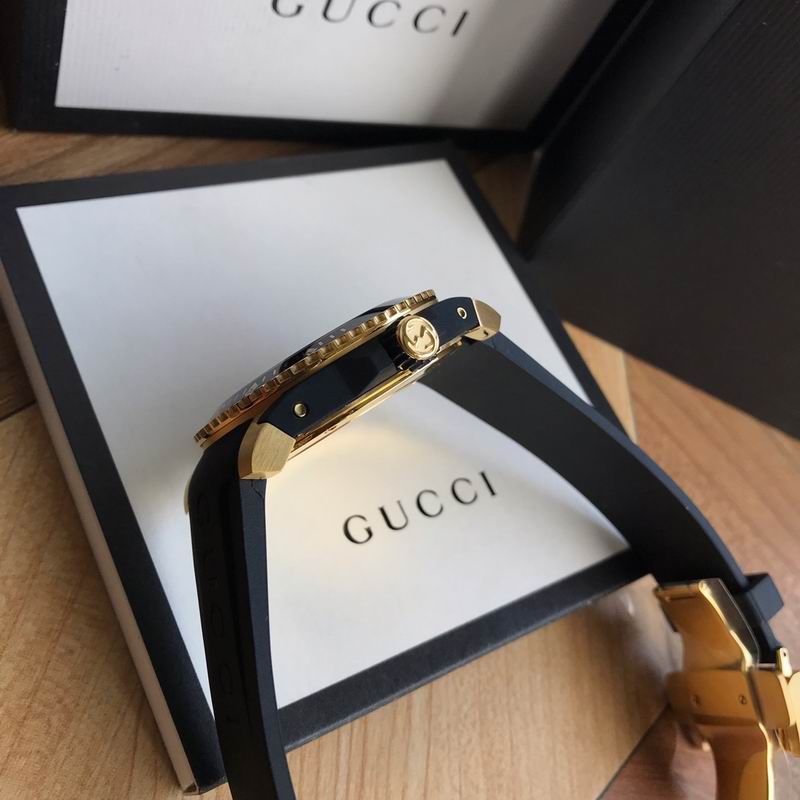 Gucci 40mm 22 (6)