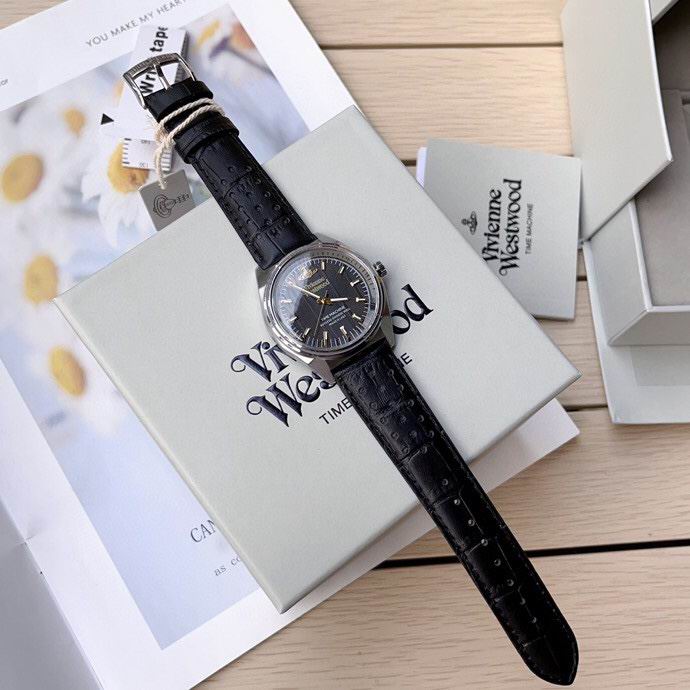 Vivienne Westwood 39mm 15 (1)