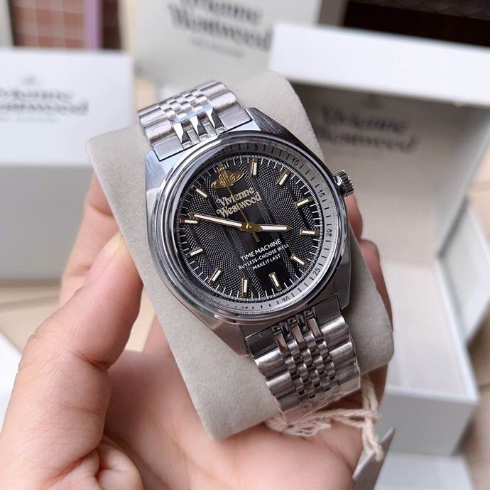 Vivienne Westwood 39mm 15 (16)