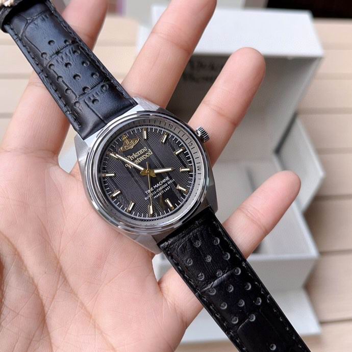 Vivienne Westwood 39mm 15 (5)