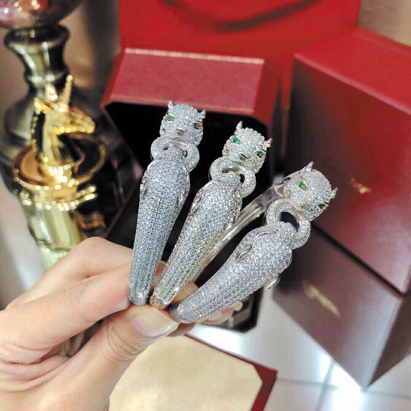 Cartier bracelet 09lyx5 (4)