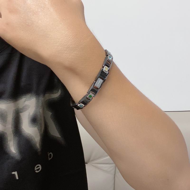 Cartier bracelet 10lyx11 (2)