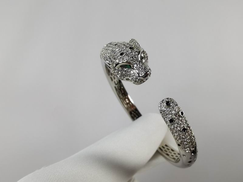 Cartier bracelet 11lyx28 (7)